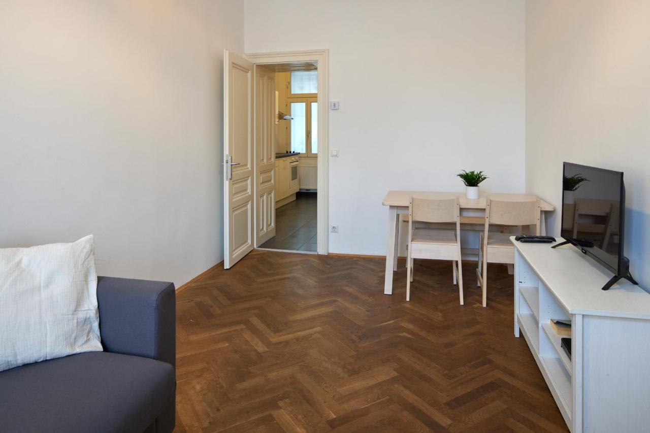 Self-Check-In & Perfect Metro Connection I Apartment Виена Екстериор снимка