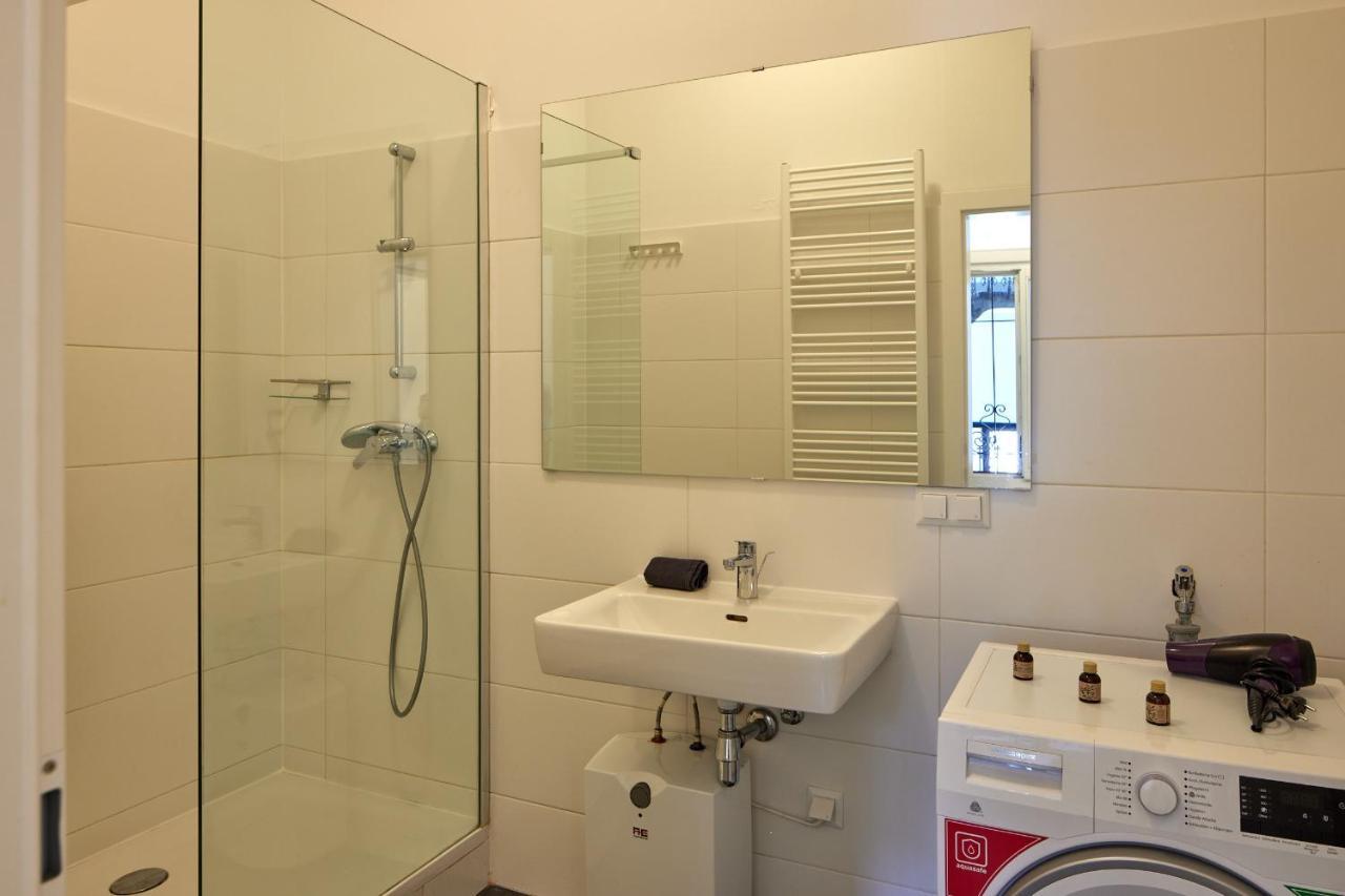 Self-Check-In & Perfect Metro Connection I Apartment Виена Екстериор снимка