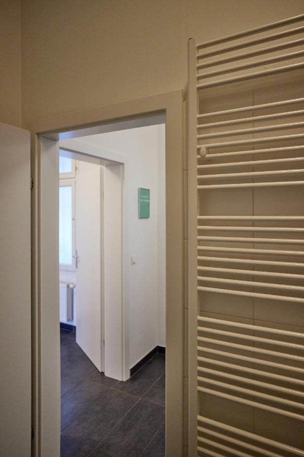 Self-Check-In & Perfect Metro Connection I Apartment Виена Екстериор снимка